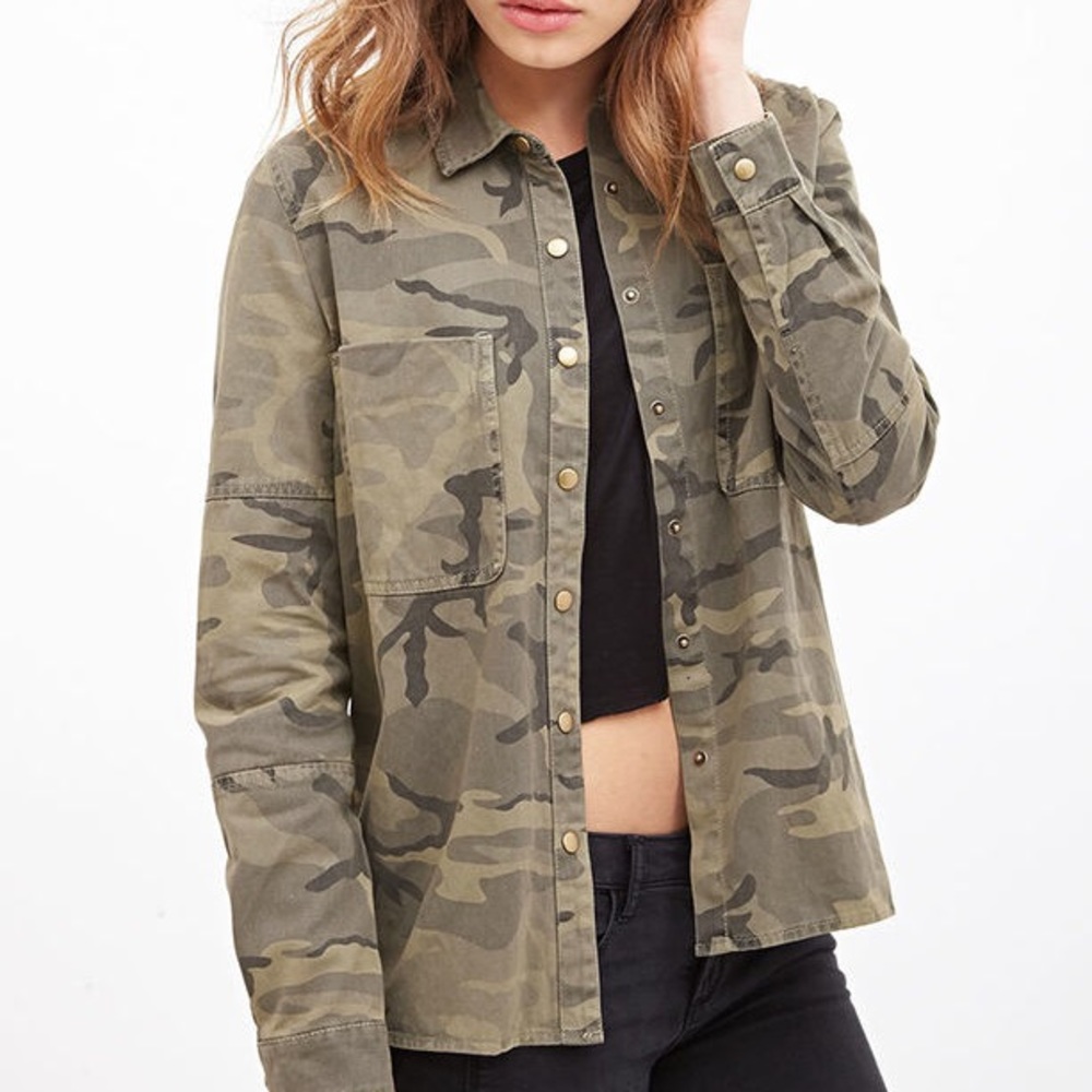 Camouflage utility jacket